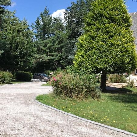 Crown Roads Le Faouët Exterior foto
