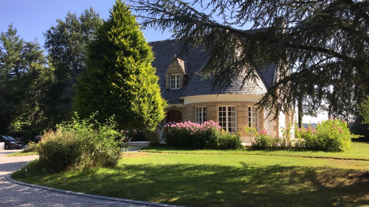 Crown Roads Le Faouët Exterior foto