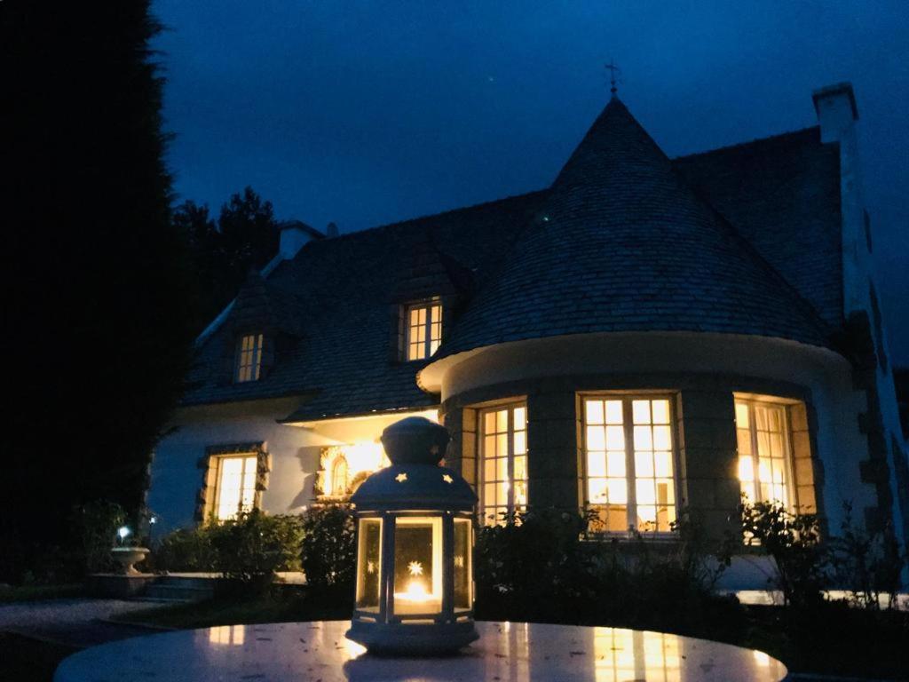 Crown Roads Le Faouët Exterior foto